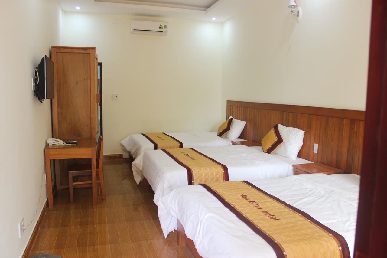 Hoa Binh Hotel Dong Hoi Room photo